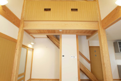 hkmt005