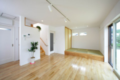 mrhm023