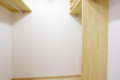 isii023